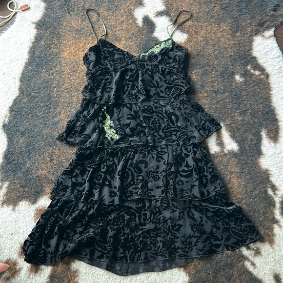 Blumarine velvet & silk stunning sexy dress with Swarovski crystals on it. EU 40 - Picture 2 of 10